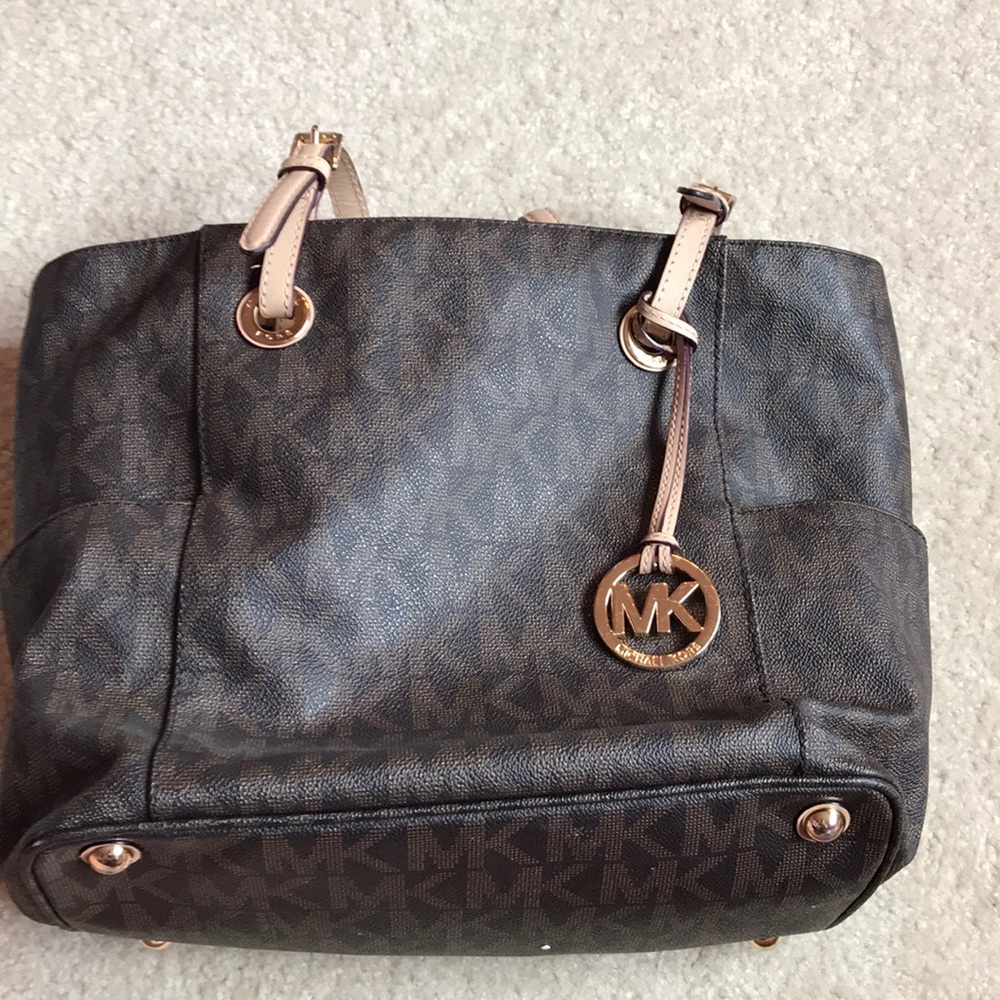 Michael Kors purse